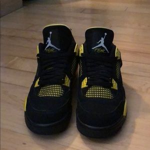 Jordan Retro 4 (Thunder) Mens US 8